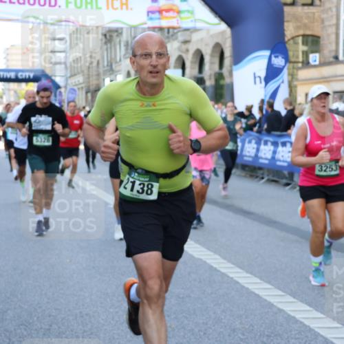 07.09.2025 - BARMER Alsterlauf Strokosch-Dieckow http://msf.ph/oto/8719318 07.09.2025 10:02:45 Ziel 2020, 2294, 2334, 2393, 2482, 2542, 2898, 2947, 3053, 3225, 3229, 3433, 3506, 3708, 3773, 4093, 4172, 4276, 4278, 4643, 4973, 5078, 5151, 5427, 5522, 5555, 5665, 5781, 5804, 5845, 5999, 6207, 8271 meine-sportfotos.de