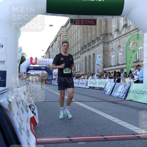 07.09.2025 - BARMER Alsterlauf Strokosch-Dieckow http://msf.ph/oto/8719342 07.09.2025 09:37:44 Ziel 8077, 8221 meine-sportfotos.de