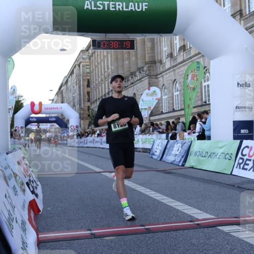 07.09.2025 - BARMER Alsterlauf Strokosch-Dieckow http://msf.ph/oto/8719386 07.09.2025 09:38:17 Ziel 4800, 4997, 5566, 8128 meine-sportfotos.de