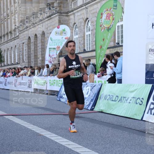 07.09.2025 - BARMER Alsterlauf Strokosch-Dieckow http://msf.ph/oto/8719406 07.09.2025 09:38:28 Ziel 2663, 4312, 4595, 4800, 4997, 6024 meine-sportfotos.de