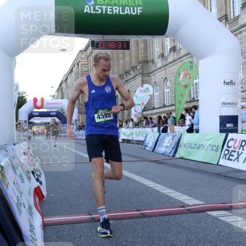 07.09.2025 - BARMER Alsterlauf Strokosch-Dieckow http://msf.ph/oto/8719412 07.09.2025 09:38:29 Ziel 2663, 4312, 4595, 4800, 4997, 6024 meine-sportfotos.de