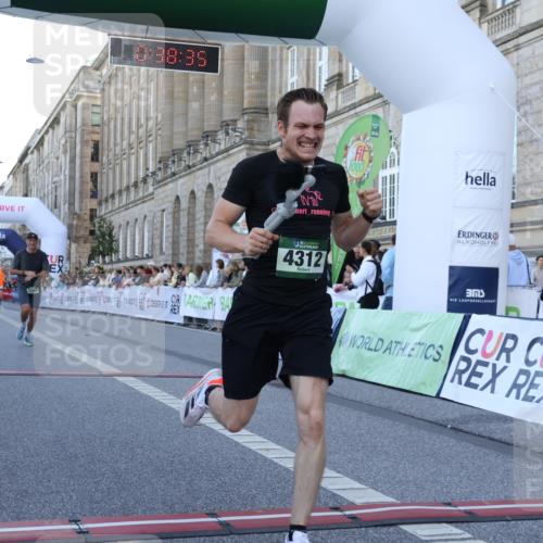 07.09.2025 - BARMER Alsterlauf Strokosch-Dieckow http://msf.ph/oto/8719422 07.09.2025 09:38:33 Ziel 2663, 4312, 4585, 4595, 5157, 6024 meine-sportfotos.de