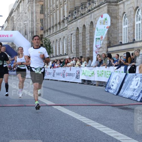 07.09.2025 - BARMER Alsterlauf Strokosch-Dieckow http://msf.ph/oto/8719468 07.09.2025 09:38:49 Ziel 2613, 3717, 4444, 4763, 5189, 5274, 5393, 5394, 5458, 5546 meine-sportfotos.de