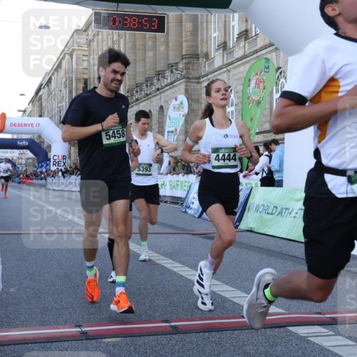 07.09.2025 - BARMER Alsterlauf Strokosch-Dieckow http://msf.ph/oto/8719476 07.09.2025 09:38:51 Ziel 2613, 3717, 4444, 4763, 5189, 5274, 5393, 5394, 5458, 5546 meine-sportfotos.de
