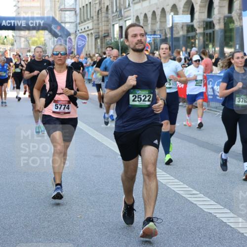 07.09.2025 - BARMER Alsterlauf Strokosch-Dieckow http://msf.ph/oto/8719544 07.09.2025 10:02:16 Ziel 2138, 2444, 2518, 2539, 2880, 3111, 3113, 3253, 3522, 3682, 3683, 3888, 4085, 4106, 4163, 4329, 4411, 4476, 4493, 4494, 4574, 4668, 4735, 4836, 4982, 5022, 5221, 5259, 5328, 5454, 5482, 5564, 5580, 5590, 5626, 5636, 5656, 5672, 5699, 5794, 5809, 5859, 5927, 5928, 6032, 6164, 6349, 8029, 8036, 8406, 8416, 8420 meine-sportfotos.de