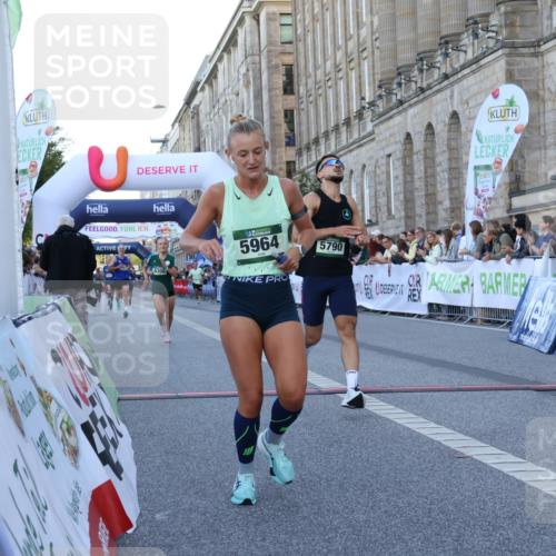 07.09.2025 - BARMER Alsterlauf Strokosch-Dieckow http://msf.ph/oto/8719561 07.09.2025 09:39:30 Ziel 2083, 3670, 4526, 4676, 4695, 5790, 5964, 5965, 6209, 6308 meine-sportfotos.de
