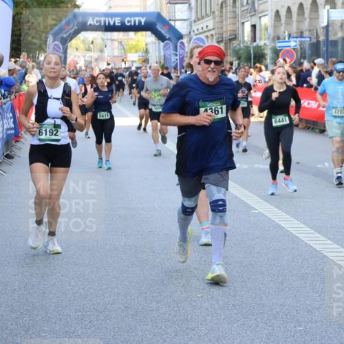 07.09.2025 - BARMER Alsterlauf Strokosch-Dieckow http://msf.ph/oto/8719586 07.09.2025 10:02:08 Ziel 2036, 2138, 2273, 2274, 2444, 2518, 2589, 2595, 2623, 2693, 2726, 2880, 2902, 2952, 3082, 3111, 3113, 3210, 3226, 3235, 3253, 3747, 3937, 3967, 4038, 4085, 4163, 4266, 4329, 4411, 4454, 4476, 4493, 4494, 4574, 4735, 4861, 4982, 5221, 5259, 5328, 5454, 5482, 5540, 5556, 5580, 5590, 5636, 5672, 5699, 5794, 5809, 5859, 6147, 6155, 6164, 8029, 8036, 8420, 8429 meine-sportfotos.de