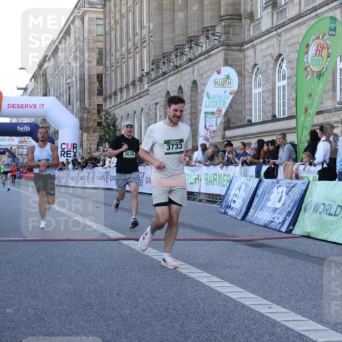 07.09.2025 - BARMER Alsterlauf Strokosch-Dieckow http://msf.ph/oto/8719618 07.09.2025 09:39:52 Ziel 3180, 3639, 3733, 4122, 4192, 4419, 5993 meine-sportfotos.de