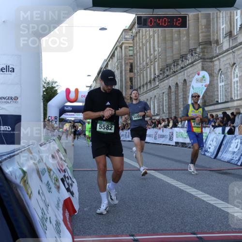 07.09.2025 - BARMER Alsterlauf Strokosch-Dieckow http://msf.ph/oto/8719659 07.09.2025 09:40:11 Ziel 2309, 2401, 2658, 3701, 4639, 5057, 5582, 5863 meine-sportfotos.de