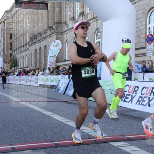 07.09.2025 - BARMER Alsterlauf Strokosch-Dieckow http://msf.ph/oto/8719670 07.09.2025 09:40:16 Ziel 2309, 2658, 4639, 4645, 4747, 4916, 5057, 5863, 5931, 8437 meine-sportfotos.de