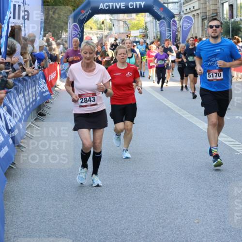 07.09.2025 - BARMER Alsterlauf Strokosch-Dieckow http://msf.ph/oto/8719704 07.09.2025 10:01:52 Ziel 2036, 2217, 2274, 2346, 2347, 2522, 2589, 2667, 2675, 2693, 2726, 2766, 2811, 2885, 2902, 2952, 3082, 3226, 3235, 3375, 3431, 3498, 3524, 3747, 3762, 3826, 3865, 3937, 4027, 4170, 4232, 4266, 4454, 4557, 4823, 4861, 5093, 5181, 5312, 5512, 5540, 5556, 5774, 5857, 5891, 6058, 6091, 6147, 6155, 8010, 8215, 8261, 8294, 8429 meine-sportfotos.de