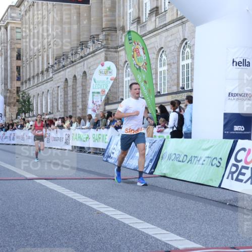 07.09.2025 - BARMER Alsterlauf Strokosch-Dieckow http://msf.ph/oto/8719782 07.09.2025 09:41:06 Ziel 2583, 2677, 3296, 4305, 4307, 4498, 5210, 5392, 5528, 5635, 6104, 6307, 8424, 8435, 8455 meine-sportfotos.de