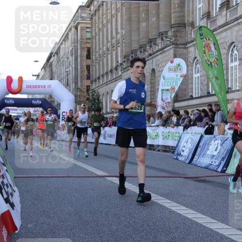 07.09.2025 - BARMER Alsterlauf Strokosch-Dieckow http://msf.ph/oto/8719790 07.09.2025 09:41:09 Ziel 2583, 2677, 4305, 4307, 4498, 5210, 5392, 5528, 6104, 6307, 8424, 8435, 8455 meine-sportfotos.de