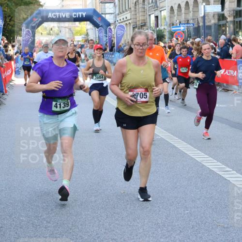 07.09.2025 - BARMER Alsterlauf Strokosch-Dieckow http://msf.ph/oto/8719804 07.09.2025 10:01:39 Ziel 2405, 2522, 2667, 2675, 2749, 2774, 3270, 3282, 3524, 3659, 3738, 3762, 3910, 4107, 4361, 4399, 4557, 4707, 4708, 4837, 4847, 5056, 5093, 5181, 5279, 5611, 5774, 5852, 6091, 6182, 6192, 6220, 6325, 8035, 8047, 8261, 8441 meine-sportfotos.de