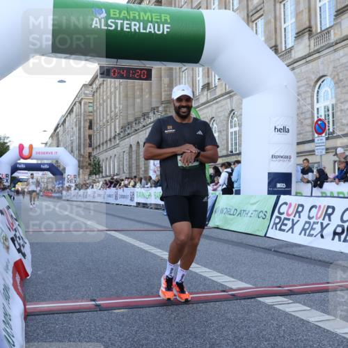 07.09.2025 - BARMER Alsterlauf Strokosch-Dieckow http://msf.ph/oto/8719815 07.09.2025 09:41:19 Ziel 3852, 8232 meine-sportfotos.de
