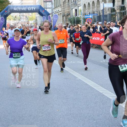 07.09.2025 - BARMER Alsterlauf Strokosch-Dieckow http://msf.ph/oto/8719819 07.09.2025 10:01:37 Ziel 2405, 2522, 2667, 2749, 2774, 3270, 3282, 3524, 3659, 3738, 3762, 3910, 4107, 4361, 4399, 4707, 4708, 4837, 4847, 4999, 5056, 5093, 5181, 5279, 5508, 5514, 5611, 5774, 5852, 6182, 6192, 6220, 6325, 8035, 8047, 8441 meine-sportfotos.de