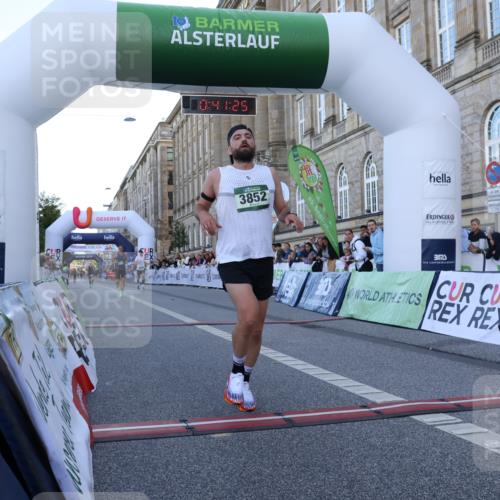 07.09.2025 - BARMER Alsterlauf Strokosch-Dieckow http://msf.ph/oto/8719821 07.09.2025 09:41:24 Ziel 3097, 3516, 3852, 4692 meine-sportfotos.de