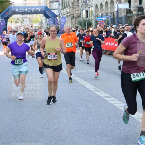 07.09.2025 - BARMER Alsterlauf Strokosch-Dieckow http://msf.ph/oto/8719822 07.09.2025 10:01:37 Ziel 2405, 2522, 2667, 2749, 2774, 3270, 3282, 3524, 3659, 3738, 3762, 3910, 4107, 4361, 4399, 4707, 4708, 4837, 4847, 4999, 5056, 5093, 5181, 5279, 5508, 5514, 5611, 5774, 5852, 6182, 6192, 6220, 6325, 8035, 8047, 8441 meine-sportfotos.de