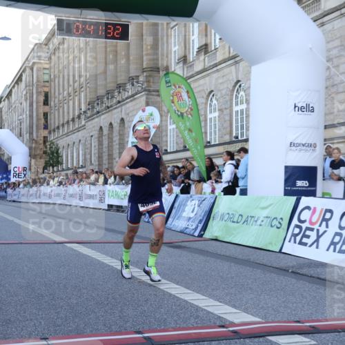 07.09.2025 - BARMER Alsterlauf Strokosch-Dieckow http://msf.ph/oto/8719833 07.09.2025 09:41:30 Ziel 3097, 3516, 4692 meine-sportfotos.de