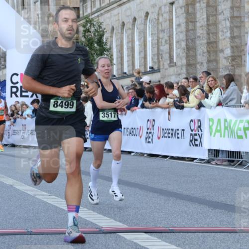 07.09.2025 - BARMER Alsterlauf Strokosch-Dieckow http://msf.ph/oto/8719840 07.09.2025 09:41:39 Ziel 2098, 3517, 5878, 8499 meine-sportfotos.de