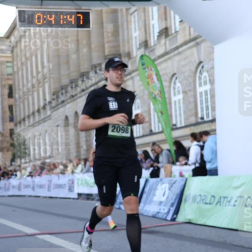 07.09.2025 - BARMER Alsterlauf Strokosch-Dieckow http://msf.ph/oto/8719850 07.09.2025 09:41:45 Ziel 2098, 3517, 4632, 5161, 5716, 5878, 6125, 8499 meine-sportfotos.de