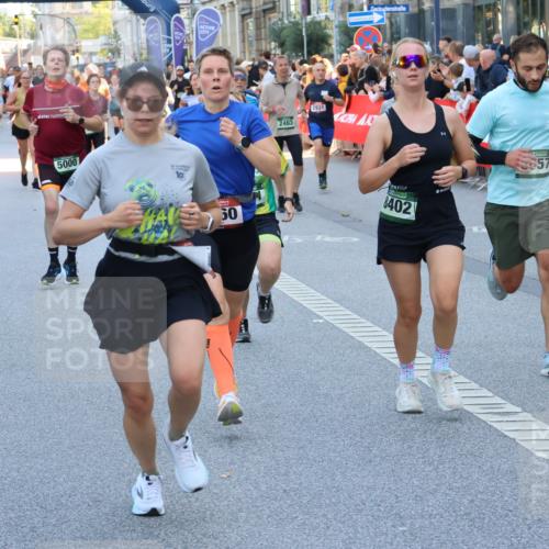 07.09.2025 - BARMER Alsterlauf Strokosch-Dieckow http://msf.ph/oto/8719856 07.09.2025 10:01:29 Ziel 2100, 2405, 2749, 2863, 2917, 3171, 3270, 3360, 3738, 3824, 3910, 4107, 4258, 4361, 4399, 4707, 4708, 4837, 4847, 4999, 5012, 5013, 5056, 5170, 5279, 5508, 5514, 5639, 5655, 5852, 6182, 6192, 6220, 6325, 8047, 8208 meine-sportfotos.de