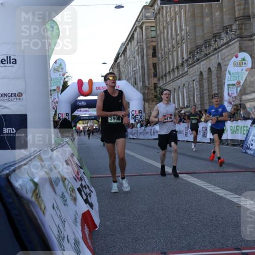 07.09.2025 - BARMER Alsterlauf Strokosch-Dieckow http://msf.ph/oto/8719871 07.09.2025 09:41:55 Ziel 2097, 2694, 3597, 3906, 4745, 5149, 5476, 6139, 6306, 8375 meine-sportfotos.de