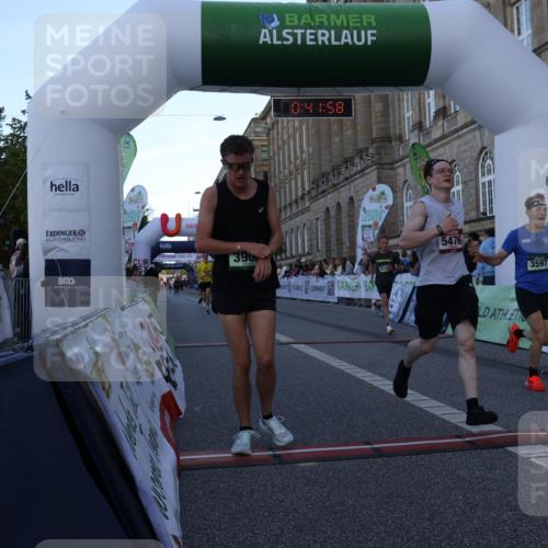 07.09.2025 - BARMER Alsterlauf Strokosch-Dieckow http://msf.ph/oto/8719874 07.09.2025 09:41:56 Ziel 2097, 2694, 3163, 3597, 3906, 4745, 5149, 5476, 6139, 6306, 8375 meine-sportfotos.de