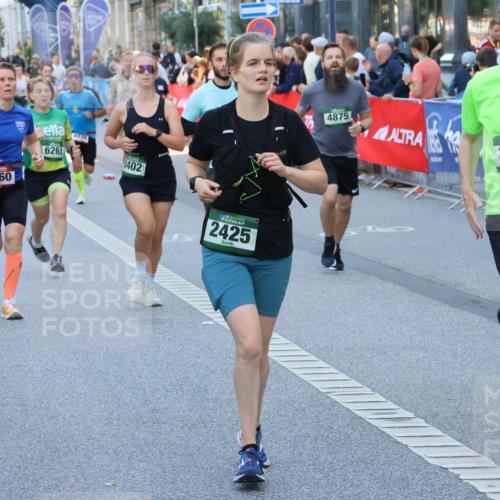 07.09.2025 - BARMER Alsterlauf Strokosch-Dieckow http://msf.ph/oto/8719876 07.09.2025 10:01:28 Ziel 2100, 2405, 2624, 2749, 2843, 2863, 2917, 3171, 3270, 3360, 3738, 3824, 3910, 4107, 4258, 4361, 4707, 4837, 4847, 4999, 5012, 5013, 5056, 5170, 5279, 5508, 5514, 5639, 5655, 5852, 6182, 6192, 6220, 6325, 8047, 8208 meine-sportfotos.de