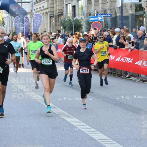 07.09.2025 - BARMER Alsterlauf Strokosch-Dieckow http://msf.ph/oto/8719914 07.09.2025 10:01:22 Ziel 2100, 2405, 2471, 2553, 2624, 2749, 2756, 2798, 2843, 2863, 2917, 3008, 3171, 3214, 3215, 3360, 3628, 3738, 3824, 3910, 4107, 4258, 4976, 4999, 5012, 5013, 5064, 5170, 5220, 5306, 5508, 5514, 5639, 5655, 6060, 6325, 8047, 8208, 8295 meine-sportfotos.de