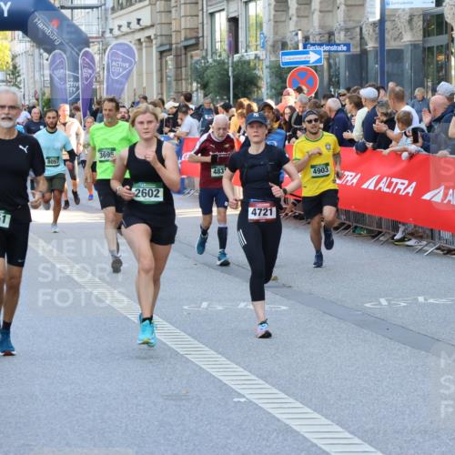 07.09.2025 - BARMER Alsterlauf Strokosch-Dieckow http://msf.ph/oto/8719917 07.09.2025 10:01:22 Ziel 2100, 2405, 2471, 2553, 2624, 2749, 2756, 2798, 2843, 2863, 2917, 3008, 3171, 3214, 3215, 3360, 3628, 3738, 3824, 3910, 4107, 4258, 4976, 4999, 5012, 5013, 5064, 5170, 5220, 5306, 5508, 5514, 5639, 5655, 6060, 6325, 8047, 8208, 8295 meine-sportfotos.de
