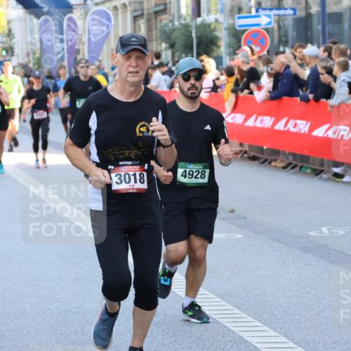 07.09.2025 - BARMER Alsterlauf Strokosch-Dieckow http://msf.ph/oto/8719946 07.09.2025 10:01:16 Ziel 2100, 2471, 2553, 2624, 2756, 2798, 2843, 2863, 2874, 2917, 3008, 3171, 3214, 3215, 3360, 3628, 3684, 3824, 4139, 4258, 4976, 5012, 5013, 5064, 5107, 5170, 5220, 5289, 5306, 5411, 5639, 5655, 5849, 6060, 6076, 6243, 8208, 8295 meine-sportfotos.de