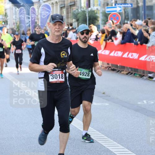 07.09.2025 - BARMER Alsterlauf Strokosch-Dieckow http://msf.ph/oto/8719949 07.09.2025 10:01:16 Ziel 2100, 2471, 2553, 2624, 2756, 2798, 2843, 2863, 2874, 2917, 3008, 3171, 3214, 3215, 3360, 3628, 3684, 3824, 4139, 4258, 4976, 5012, 5013, 5064, 5107, 5170, 5220, 5289, 5306, 5411, 5639, 5655, 5849, 6060, 6076, 6243, 8208, 8295 meine-sportfotos.de