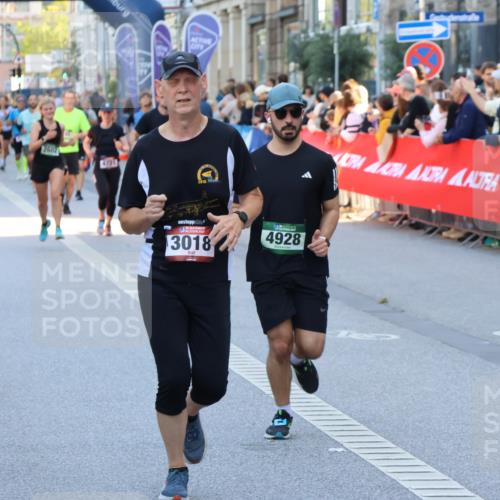 07.09.2025 - BARMER Alsterlauf Strokosch-Dieckow http://msf.ph/oto/8719960 07.09.2025 10:01:16 Ziel 2100, 2471, 2553, 2624, 2756, 2798, 2843, 2863, 2874, 2917, 3008, 3171, 3214, 3215, 3360, 3628, 3684, 3824, 4139, 4258, 4976, 5012, 5013, 5064, 5107, 5170, 5220, 5289, 5306, 5411, 5639, 5655, 5849, 6060, 6076, 6243, 8208, 8295 meine-sportfotos.de