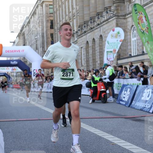 07.09.2025 - BARMER Alsterlauf Strokosch-Dieckow http://msf.ph/oto/8719964 07.09.2025 09:42:48 Ziel 2799, 2871, 3074, 4042, 4652, 6335 meine-sportfotos.de