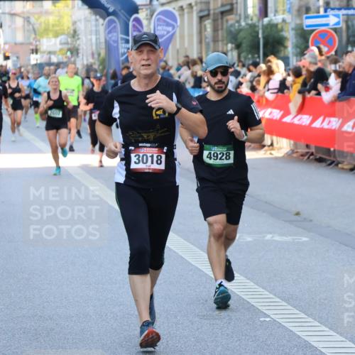 07.09.2025 - BARMER Alsterlauf Strokosch-Dieckow http://msf.ph/oto/8719965 07.09.2025 10:01:16 Ziel 2100, 2471, 2553, 2624, 2756, 2798, 2843, 2863, 2874, 2917, 3008, 3171, 3214, 3215, 3360, 3628, 3684, 3824, 4139, 4258, 4976, 5012, 5013, 5064, 5107, 5170, 5220, 5289, 5306, 5411, 5639, 5655, 5849, 6060, 6076, 6243, 8208, 8295 meine-sportfotos.de