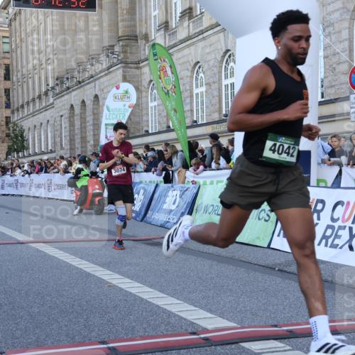 07.09.2025 - BARMER Alsterlauf Strokosch-Dieckow http://msf.ph/oto/8719970 07.09.2025 09:42:51 Ziel 2799, 2871, 3074, 3561, 4042, 4652, 6335 meine-sportfotos.de