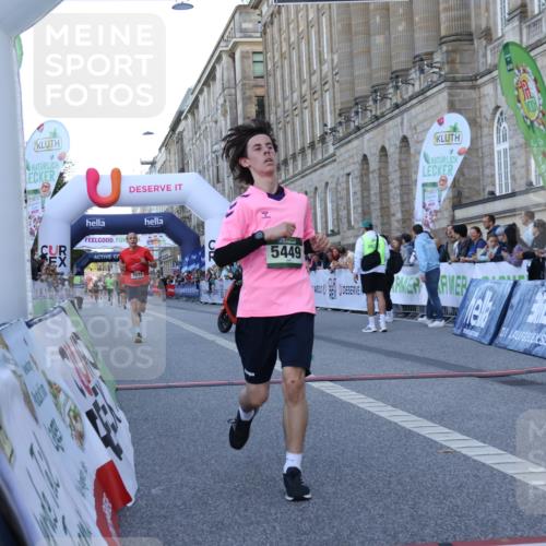 07.09.2025 - BARMER Alsterlauf Strokosch-Dieckow http://msf.ph/oto/8720017 07.09.2025 09:43:15 Ziel 3572, 4594, 5449, 5662 meine-sportfotos.de