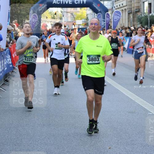 07.09.2025 - BARMER Alsterlauf Strokosch-Dieckow http://msf.ph/oto/8720038 07.09.2025 10:01:03 Ziel 1007, 2351, 2425, 2463, 2553, 2602, 2874, 2931, 3008, 3060, 3684, 3695, 4139, 4190, 4705, 4721, 4831, 4875, 4902, 4903, 4938, 5000, 5107, 5220, 5289, 5411, 5849, 6076, 6097, 6243, 6261, 8057, 8308, 8402 meine-sportfotos.de
