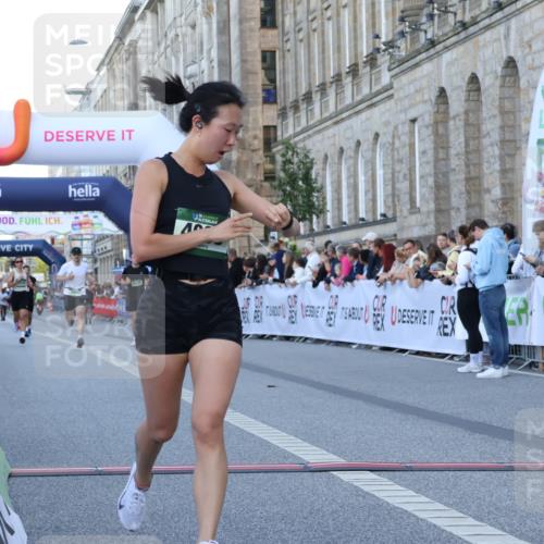 07.09.2025 - BARMER Alsterlauf Strokosch-Dieckow http://msf.ph/oto/8720040 07.09.2025 09:43:31 Ziel 2059, 2176, 3890, 4146, 4963, 8270, 8336 meine-sportfotos.de