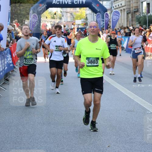 07.09.2025 - BARMER Alsterlauf Strokosch-Dieckow http://msf.ph/oto/8720041 07.09.2025 10:01:03 Ziel 1007, 2351, 2425, 2463, 2553, 2602, 2874, 2931, 3008, 3060, 3684, 3695, 4139, 4190, 4705, 4721, 4831, 4875, 4902, 4903, 4938, 5000, 5107, 5220, 5289, 5411, 5849, 6076, 6097, 6243, 6261, 8057, 8308, 8402 meine-sportfotos.de