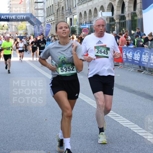 07.09.2025 - BARMER Alsterlauf Strokosch-Dieckow http://msf.ph/oto/8720057 07.09.2025 10:00:58 Ziel 1007, 2351, 2425, 2463, 2602, 2874, 2931, 3060, 3300, 3684, 3695, 4190, 4705, 4721, 4831, 4875, 4902, 4903, 4938, 5000, 5411, 6097, 6261, 8057, 8308, 8402 meine-sportfotos.de