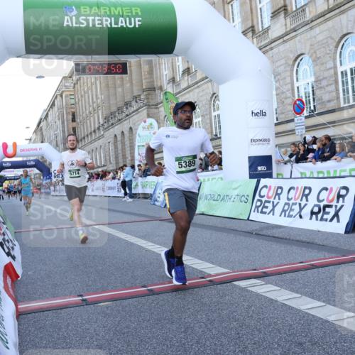 07.09.2025 - BARMER Alsterlauf Strokosch-Dieckow http://msf.ph/oto/8720073 07.09.2025 09:43:49 Ziel 2400, 3814, 5389, 5421, 5714, 8006 meine-sportfotos.de