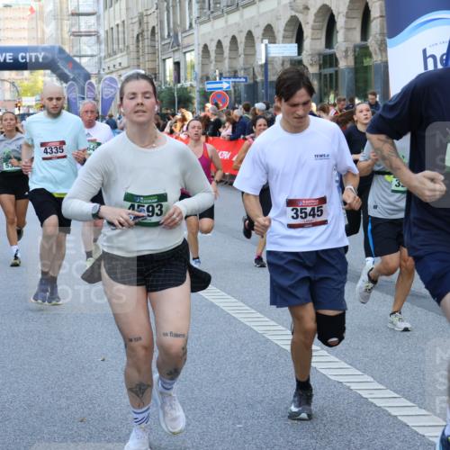 07.09.2025 - BARMER Alsterlauf Strokosch-Dieckow http://msf.ph/oto/8720092 07.09.2025 10:00:55 Ziel 1007, 2351, 2425, 2463, 2602, 2931, 3018, 3060, 3300, 3695, 3834, 4190, 4317, 4705, 4721, 4831, 4875, 4902, 4903, 4928, 4938, 5000, 6097, 6261, 8057, 8283, 8308, 8402 meine-sportfotos.de