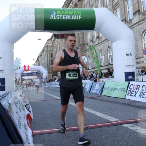 07.09.2025 - BARMER Alsterlauf Strokosch-Dieckow http://msf.ph/oto/8720110 07.09.2025 09:44:03 Ziel 2191, 4022, 4140, 5264, 6250, 8136, 8139 meine-sportfotos.de