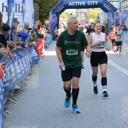 07.09.2025 - BARMER Alsterlauf Strokosch-Dieckow http://msf.ph/oto/8720137 07.09.2025 10:00:47 Ziel 2351, 2425, 2602, 3018, 3033, 3119, 3300, 3558, 3695, 3834, 4317, 4529, 4660, 4721, 4831, 4928, 5122, 5204, 5353, 5918, 6136, 6211, 8090, 8155, 8156, 8283, 8308 meine-sportfotos.de