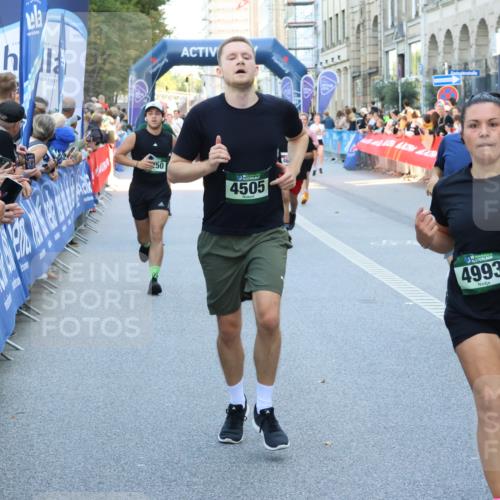 07.09.2025 - BARMER Alsterlauf Strokosch-Dieckow http://msf.ph/oto/8720188 07.09.2025 10:00:42 Ziel 2074, 2517, 3018, 3033, 3119, 3300, 3558, 3834, 4147, 4317, 4529, 4660, 4928, 5122, 5204, 5337, 5353, 5517, 5918, 6136, 6211, 8090, 8155, 8156, 8283 meine-sportfotos.de