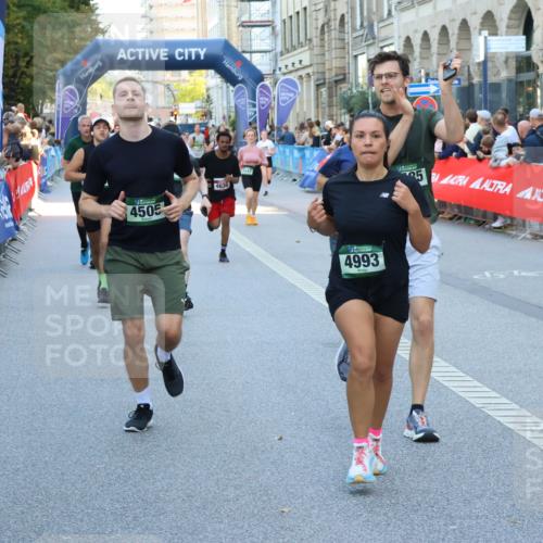 07.09.2025 - BARMER Alsterlauf Strokosch-Dieckow http://msf.ph/oto/8720195 07.09.2025 10:00:41 Ziel 2074, 2517, 3018, 3033, 3119, 3300, 3558, 3834, 4147, 4317, 4529, 4660, 4928, 5122, 5204, 5337, 5353, 5517, 5918, 6136, 6211, 8090, 8155, 8156, 8283 meine-sportfotos.de