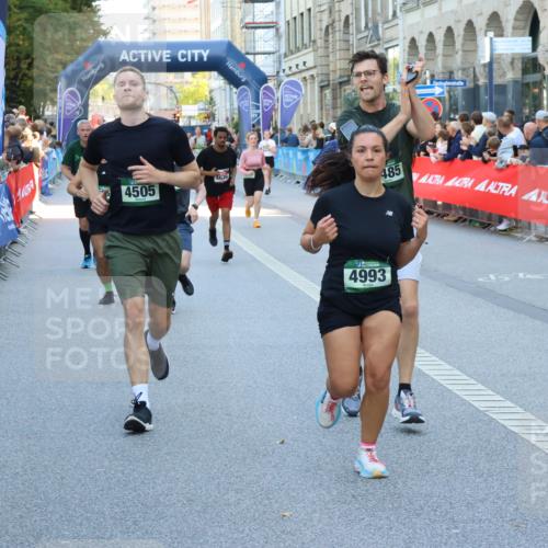 07.09.2025 - BARMER Alsterlauf Strokosch-Dieckow http://msf.ph/oto/8720202 07.09.2025 10:00:41 Ziel 2074, 2517, 3018, 3033, 3119, 3300, 3558, 3834, 4147, 4317, 4529, 4660, 4928, 5122, 5204, 5337, 5353, 5517, 5918, 6136, 6211, 8090, 8155, 8156, 8283 meine-sportfotos.de
