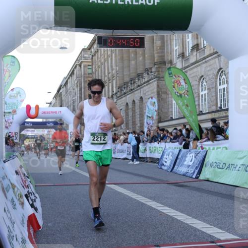 07.09.2025 - BARMER Alsterlauf Strokosch-Dieckow http://msf.ph/oto/8720231 07.09.2025 09:44:49 Ziel 2212, 2340, 2742, 2785, 3230, 5983, 6204 meine-sportfotos.de